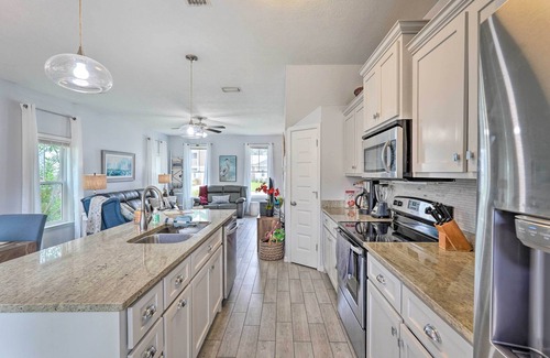 Thomas Drive House | Modern PCB Home w/Private Yard & Pool Access