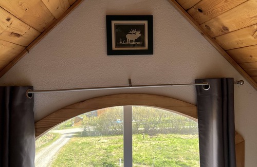 Fritz Creek Cabin | Modern private cabin on 2.27 acres overlooking the bay