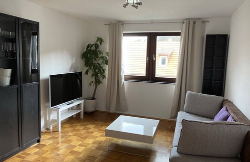 Weinheim Apartment | Modern, quiet vacation apartment close to the market square