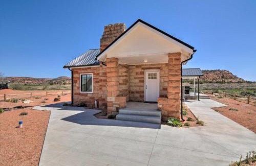 Kanab House | Modern Ranch House with Fire Pit and Valley Views
