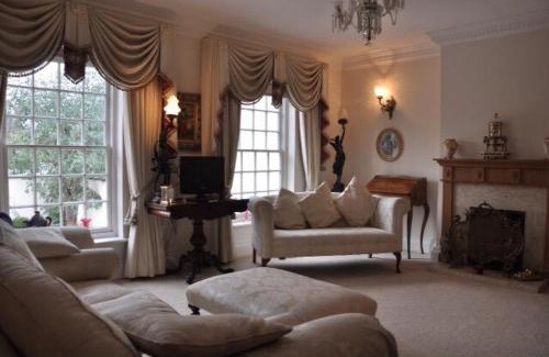Putney House | Modern Regency Townhouse London
