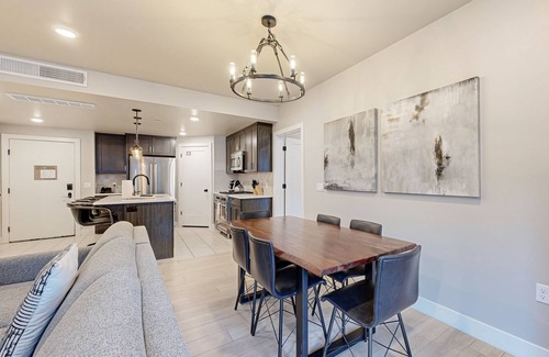 Park City Condo | Modern resort condo with pool, hot tub + shuttle service