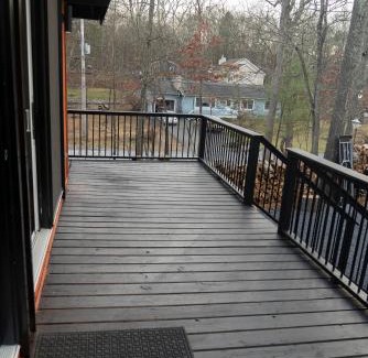 East Stroudsburg House | Modern Retreat Poconos 3BR Fire Pit Skiing