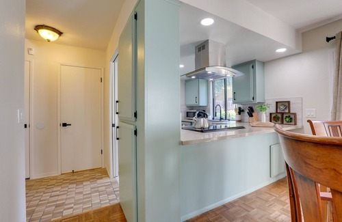 Little Pocket House | Modern Sacramento Townhome w/Patio!