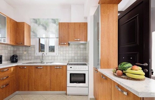 Panormos Apartment | Modern seaside house, everything on foot!