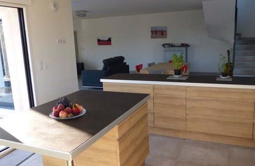 Pertuis House | Modern South Luberon villa, 18m swimming corridor, panoramic view of Ste Victoire