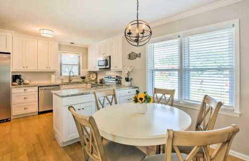 Harborgate Shores House | Modern Southern Comforts Home Near Charleston