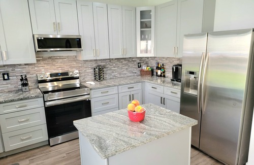 Green Valley Ranch House | Modern Spacious-5BR- 3.5Bath-DIA-Gaylord-GVR Golf-CU Medical