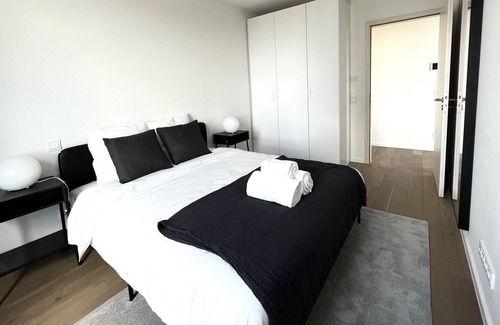Gasperich Apartment | Modern&Spacious Apt with Gym&Pool ID235