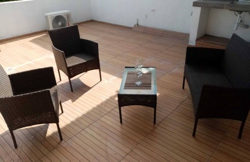 Manzanillo Apartment | Modern & Spacious Manzanillo Apartment near all shops