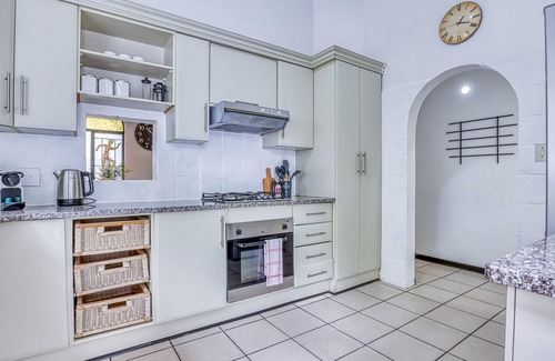 The Reeds House | Modern Spanish House-3br-pool-solar-samrand