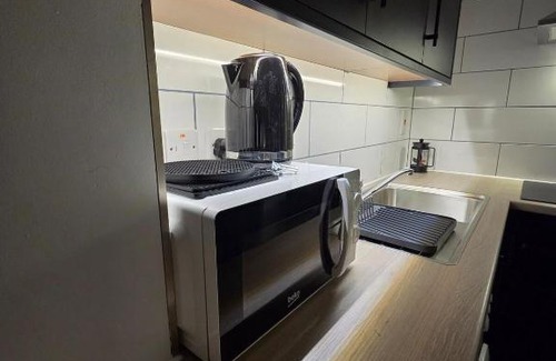 Blackburn Apartment | Modern Studio Apartment in Blackburn Town Centre