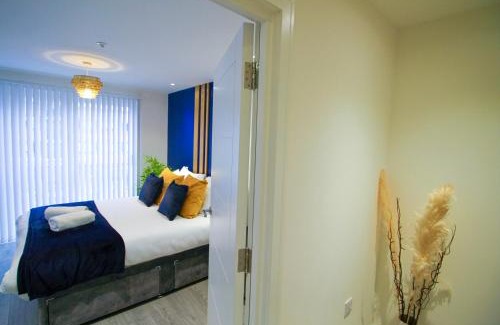Hemel Hempstead Apartment | Modern Studio for LONG STAY BUSINESS & RELOCATIONS