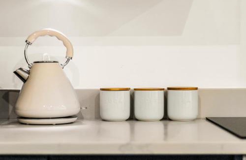 Bow Apartment | Modern Studio in London - G02