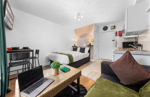Brixton Apartment | Modern Studio Prime Brixton Location Free Parking
