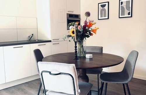 Limmen Apartment | Modern studio with privacy - The Banks Lodge