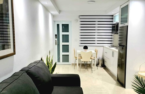 Sabana Abajo Apartment | Modern Stylish Apartment 5 minutes from airport (SJU)