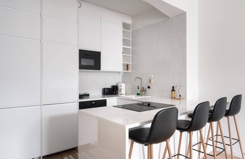 Kallio Apartment | Modern Top-Floor Apt. in Helsinki
