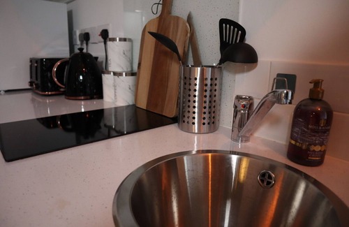 Business District Apartment | Modern Urban Escape Near Nec, Airport, Hs2