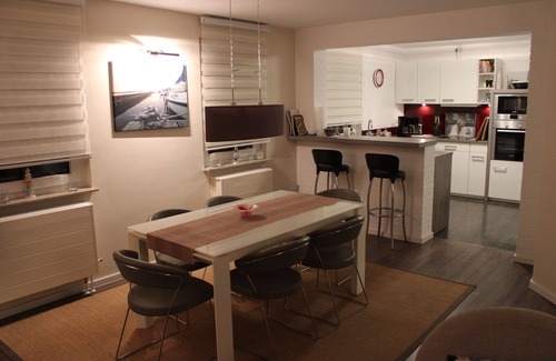 Ratekau House | Modern vacation home -fireplace-sauna-wellness-nature-Baltic Sea-quiet-3 bedrooms