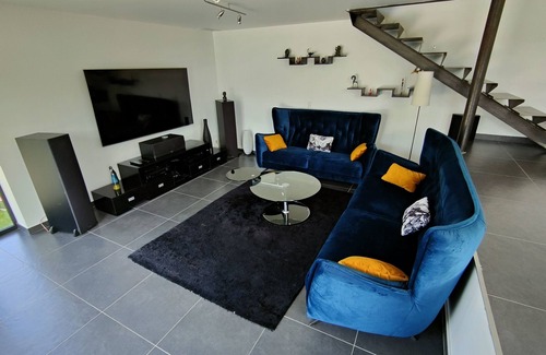 Lauret House | Modern villa 8 pers with view, infinity pool