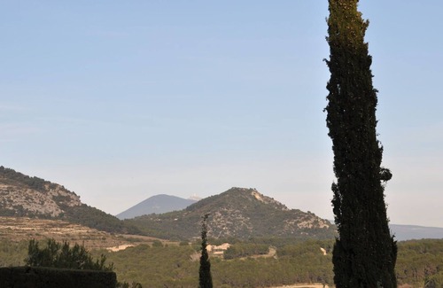 Beaumes-de-Venise Villa | Modern villa in Beaumes-De with heated private pool