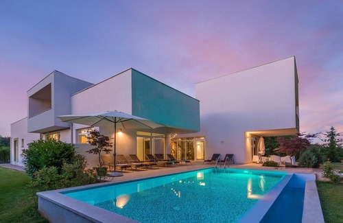 Municipality of Zminj Villa | Modern Villa Kate in Zminj