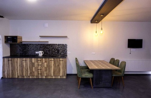 Telavi Villa | Modern villa near a forest in 5 minutes driving distance to Telavi