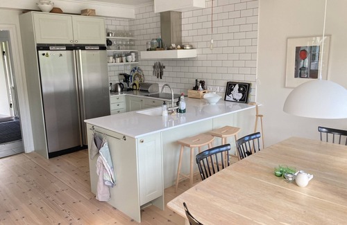 Nacka Municipality House | Modern villa near archipelago, close to Stockholm city, great for families