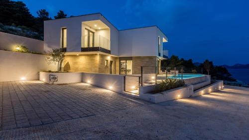 Orebic Villa | Modern villa on Peljesac