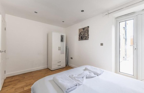 Fairfield Apartment | Modern1-Bed - Central Croydon