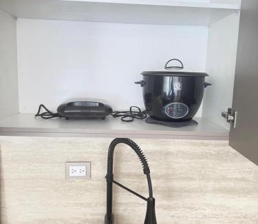 Huayna-Capac Apartment | Moderna Suite a estrenar en la Atenas del Ecuador