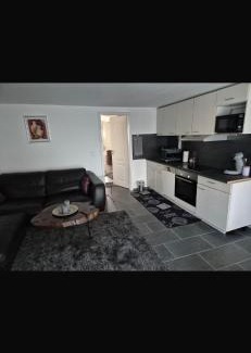 Dagersheim Apartment | Moderne 2-Zimmer-Wohnung nahe Daimler