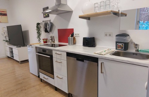 Elsenfeld Apartment | Moderne WHG in Churfranken: Fahrrad-wandertouren & Geschäftlich/monteuer😊