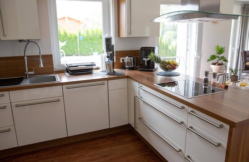 Freyung Apartment | Modernes Ferienhaus am Rande des Luftkurortes Freyung mit Garten und Sonnenterrasse
