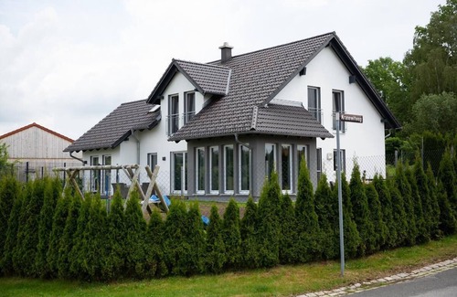 Freyung Apartment | Modernes Ferienhaus am Rande des Luftkurortes Freyung mit Garten und Sonnenterrasse