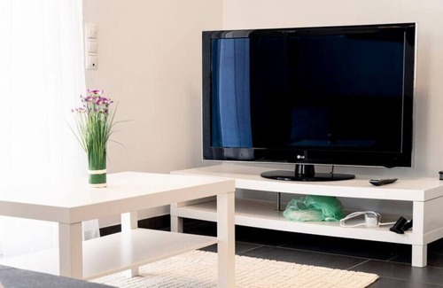 Eriskirch Apartment | Modernes Juwel 10 Min zum See