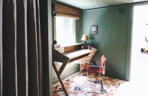 Charlotte House | Modernist Cabin, Bauschaus VT - 8 private acres with mountain views