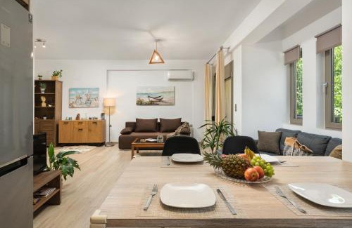 Koum Kapi Apartment | ModernPastel Apartment - Private Parking,Near the Old Port