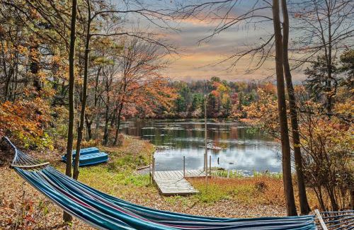 Long Pond House | Mohegan by AvantStay Private Dock Firepit Community Pool Beach