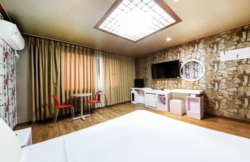 Mokpo Hotel | Mokpo Seven 7