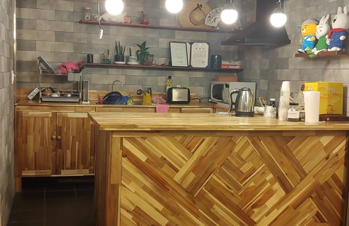Mokpo House | Mokpo White Windmill Guesthouse