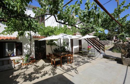Molat Apartment | Molat Island Apartment