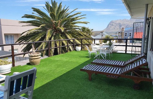 Kleinmond Bed & Breakfast | Monas Risibiki Seaside