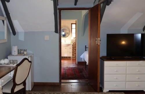 Port Elizabeth House | Mongoose Manor BnB