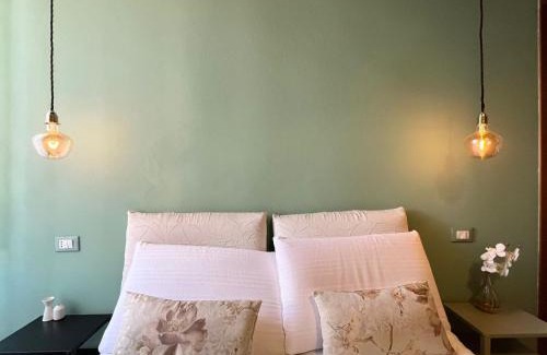 Sulzano Apartment | Monica House