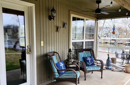 Afton House | Monkey Island, Afton, OK Grand Lake, Waterfront, Boat Slip, No stairs, Pets Ok