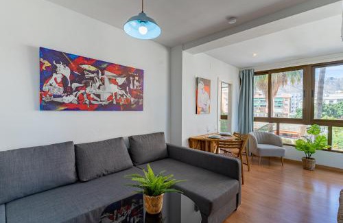 Torremolinos City Centre Apartment | MONKÓ PICASSO