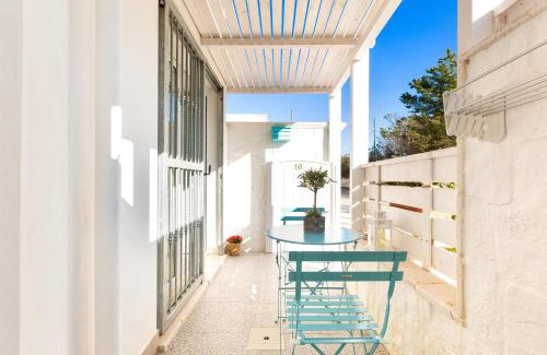 San Pietro in Bevagna Apartment | Mono Chicca Blu by BarbarHouse