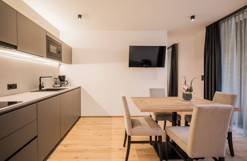 Villabassa Resort | Montanaris Alpine ~ Active ~ Relaxncozy apartments, heated outdoorpool and SPA